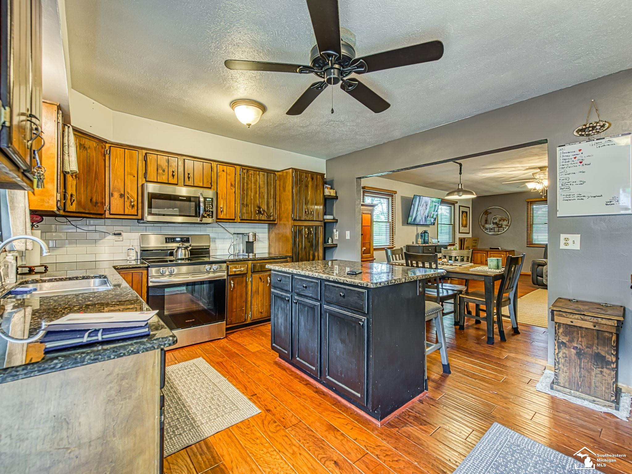 5215 WELLS Road, Petersburg, MI 49270 — Photo 12