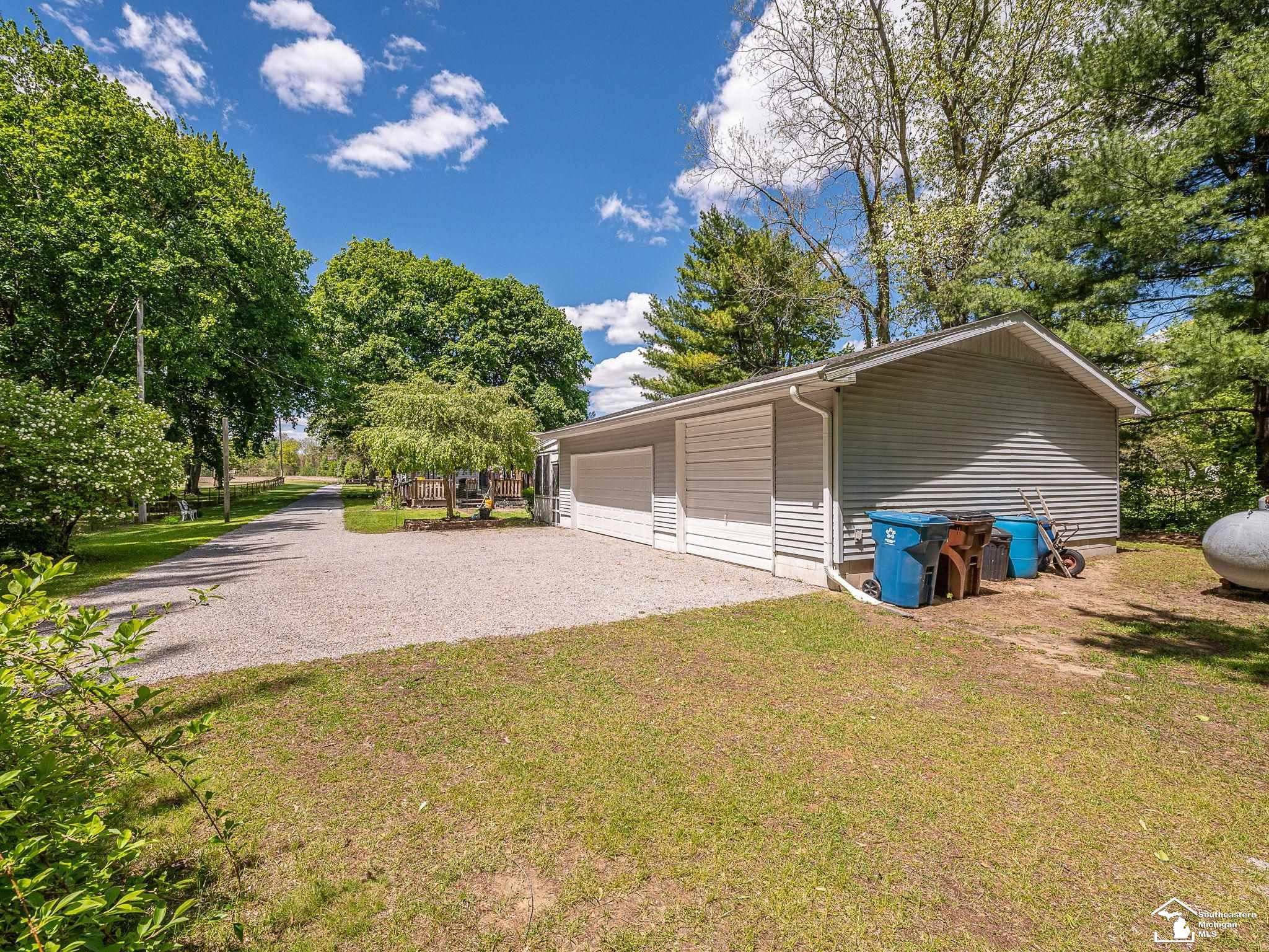 5215 WELLS Road, Petersburg, MI 49270 — Photo 39