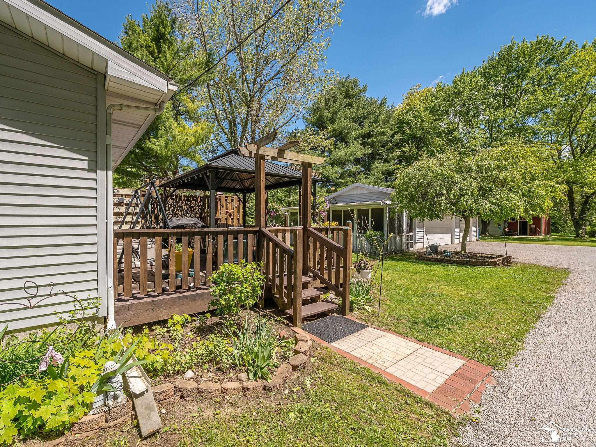 5215 WELLS Road, Petersburg, MI 49270 — Photo 45