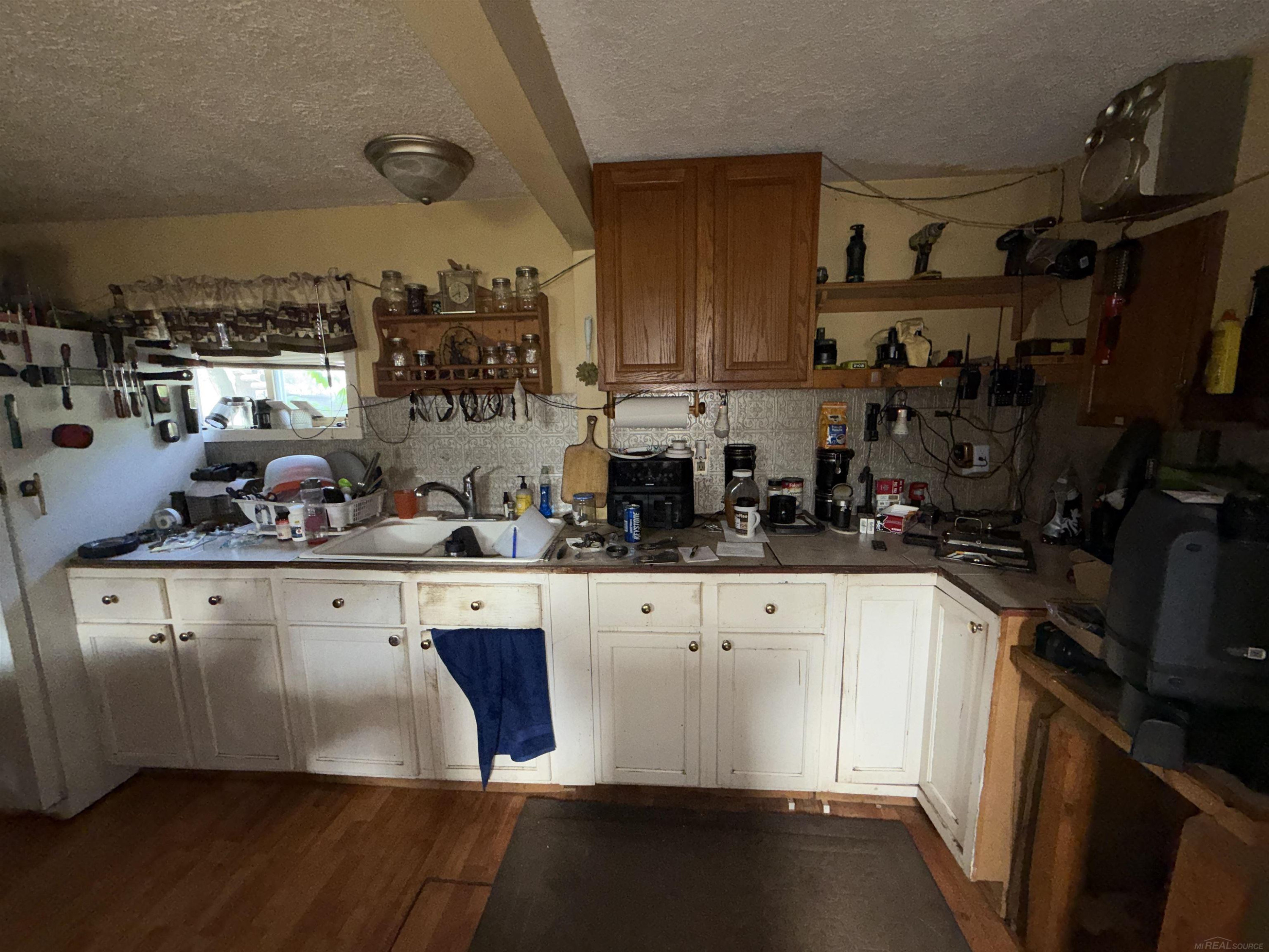 707 W 1ST Street, Gladwin, MI 48624 — Photo 12