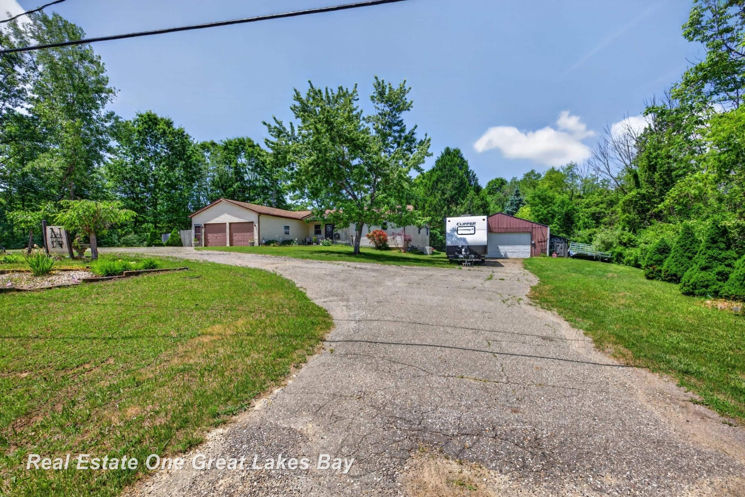 6153 Marathon Road, Otter Lake, MI 48464 — Photo 49