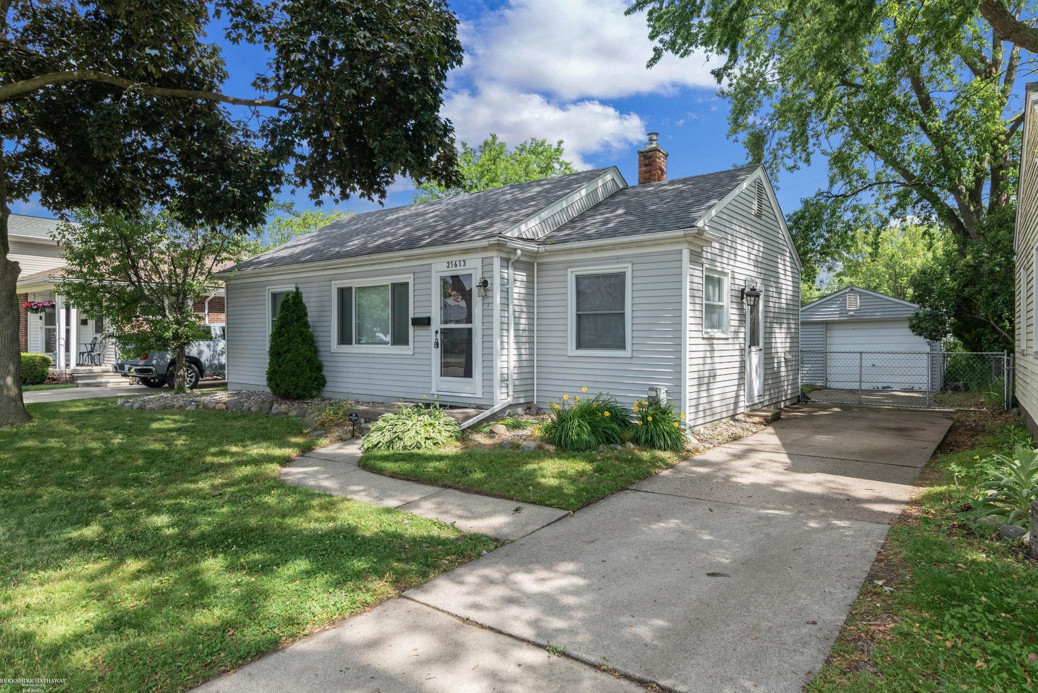 21613 Bon Heur Street, Saint Clair Shores, MI 48081 — front exterior