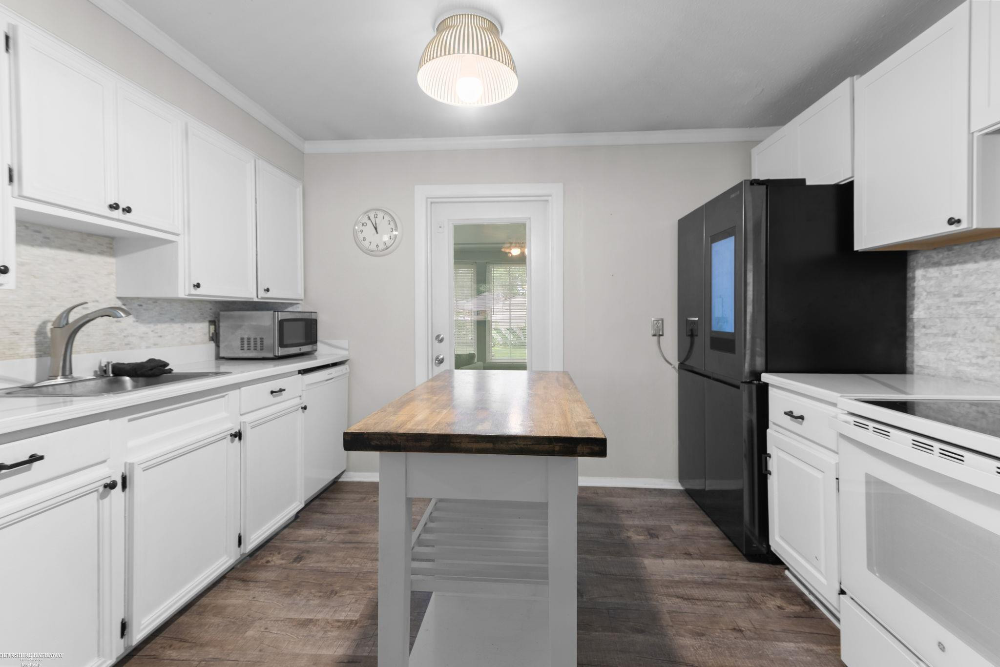 21613 Bon Heur Street, Saint Clair Shores, MI 48081 — Photo 6
