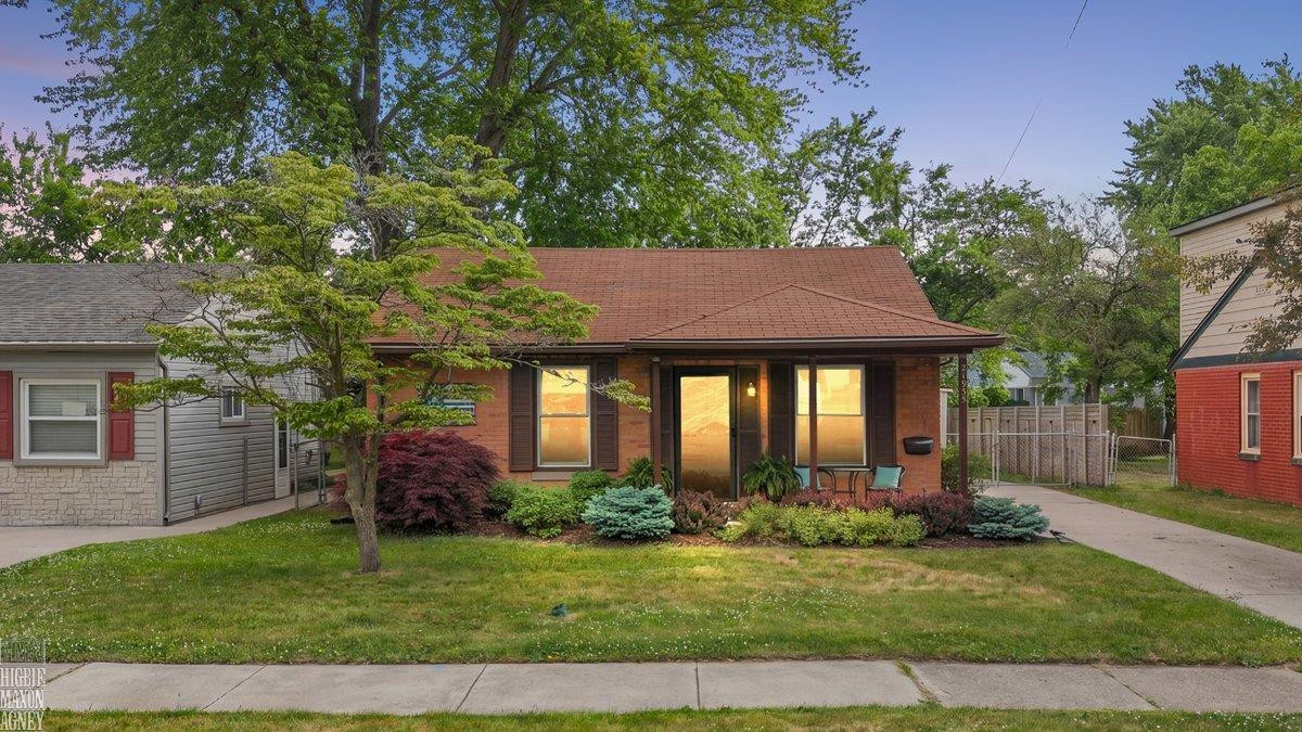21935 Lange Street, Saint Clair Shores, MI 48080 — Photo 3