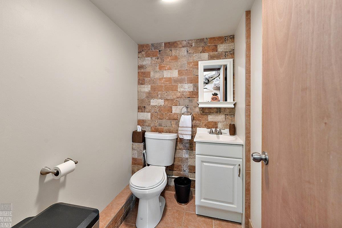 21935 Lange Street, Saint Clair Shores, MI 48080 — Photo 33