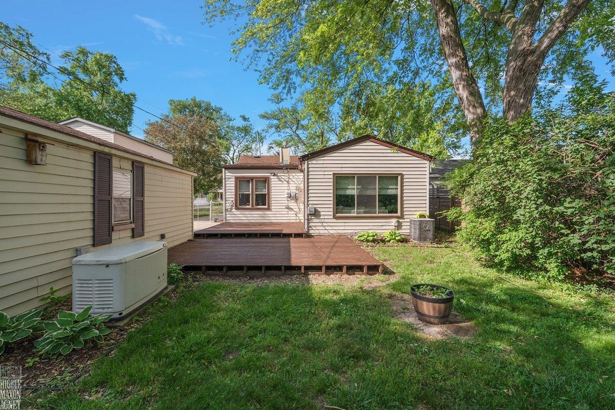 21935 Lange Street, Saint Clair Shores, MI 48080 — Photo 44