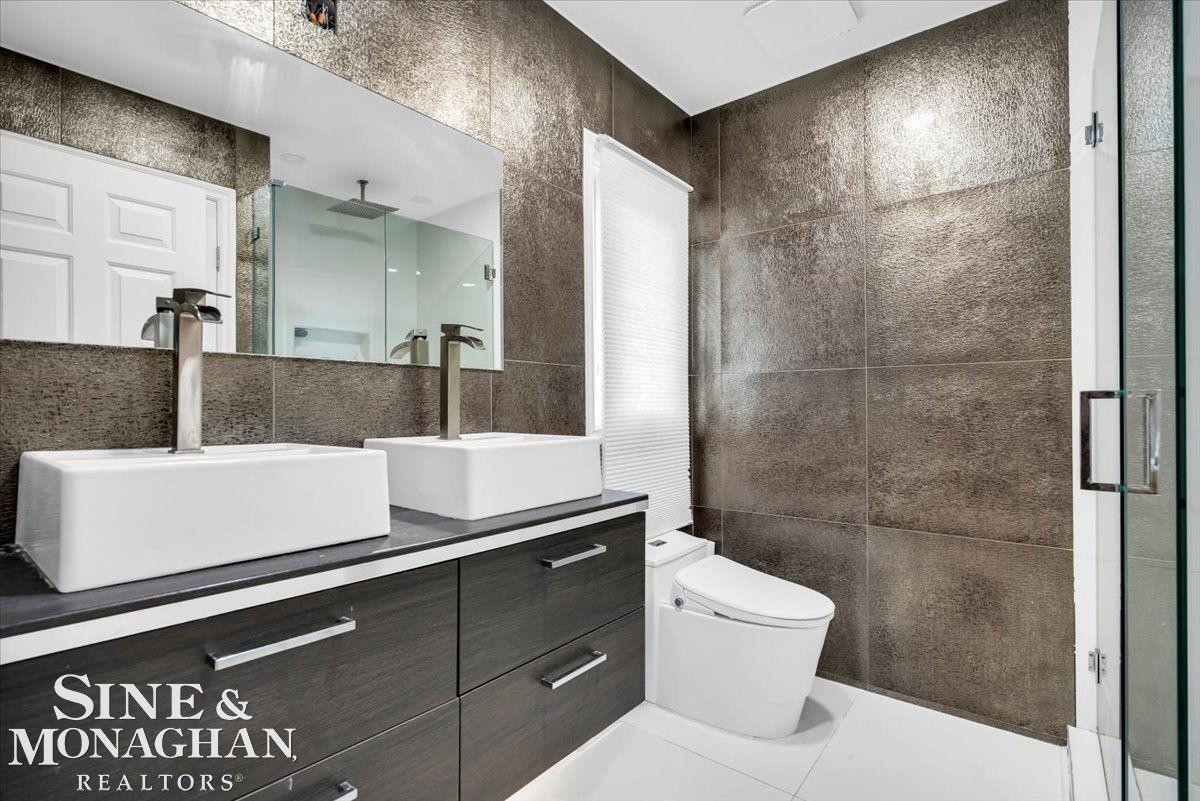 1289 Creek Pointe Drive, Rochester, MI 48307 — Photo 42