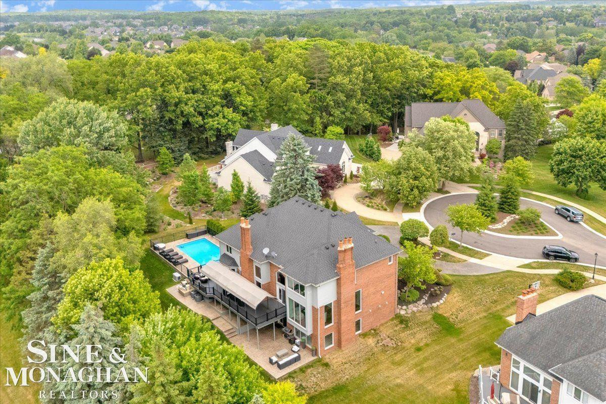 1289 Creek Pointe Drive, Rochester, MI 48307 — Photo 81