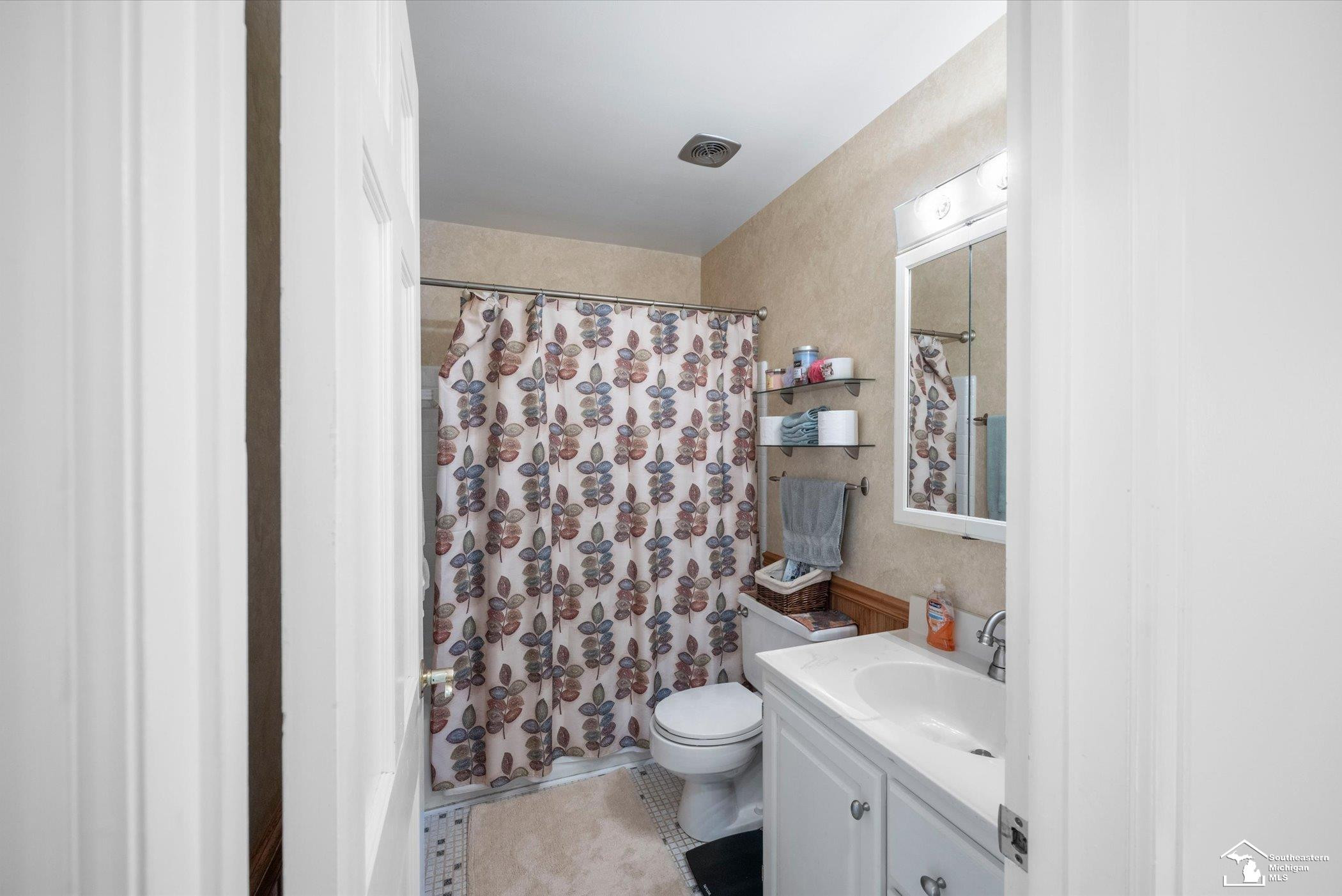 6579 Centennial Drive, Temperance, MI 48182 — Photo 9