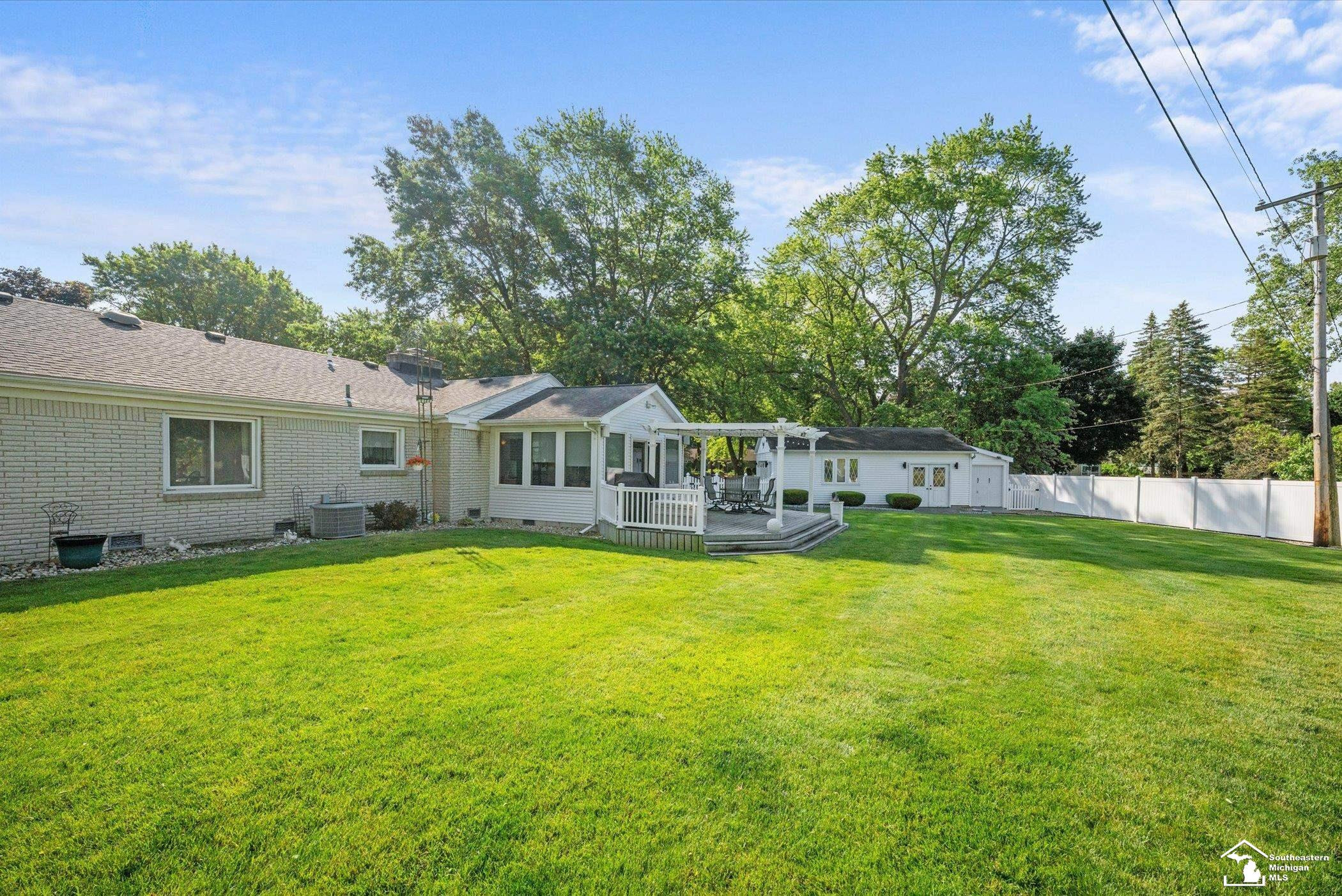 6579 Centennial Drive, Temperance, MI 48182 — Photo 36