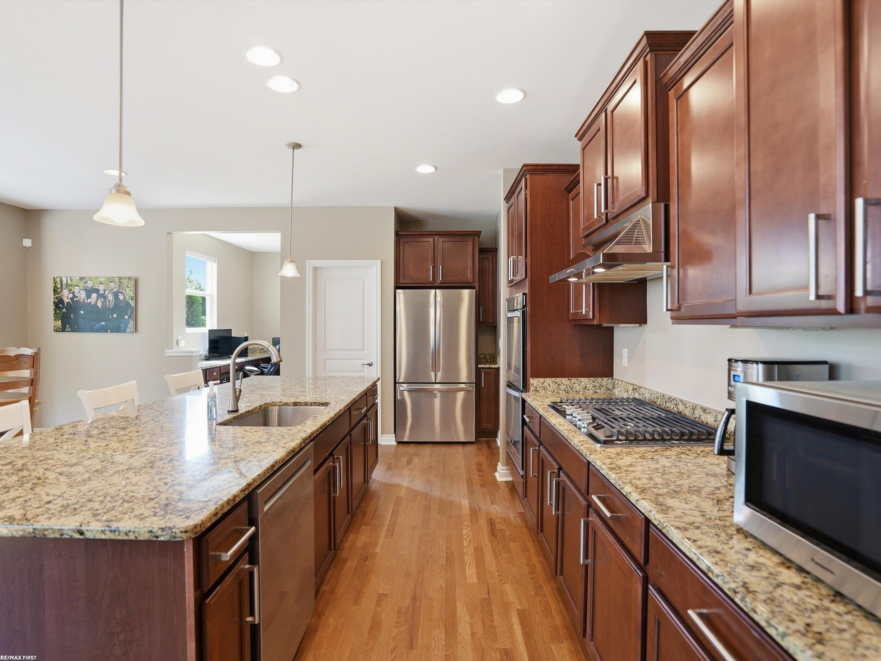 49090 Camarosa Lane, Macomb, MI 48044 — Photo 16