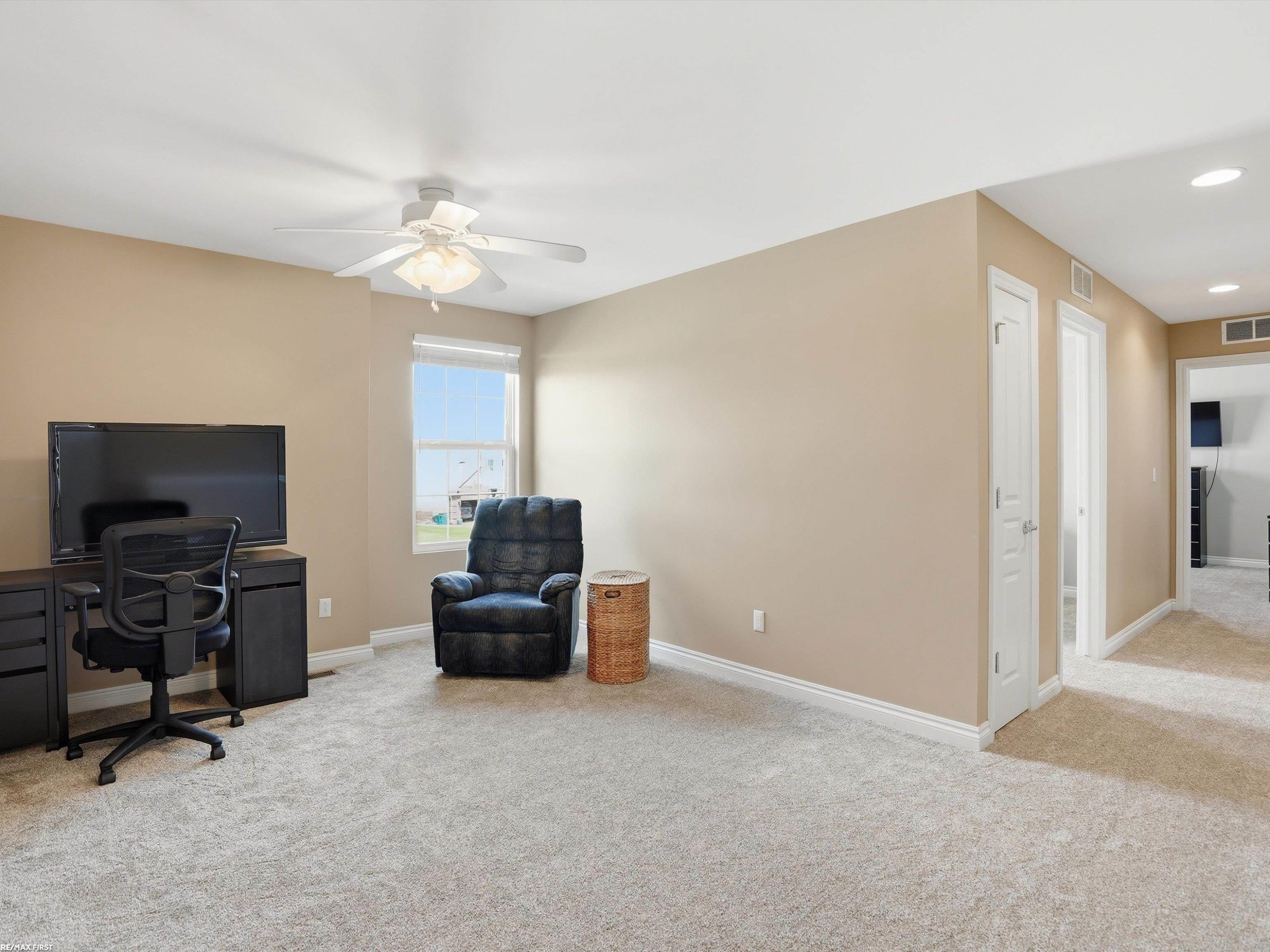 49090 Camarosa Lane, Macomb, MI 48044 — Photo 25