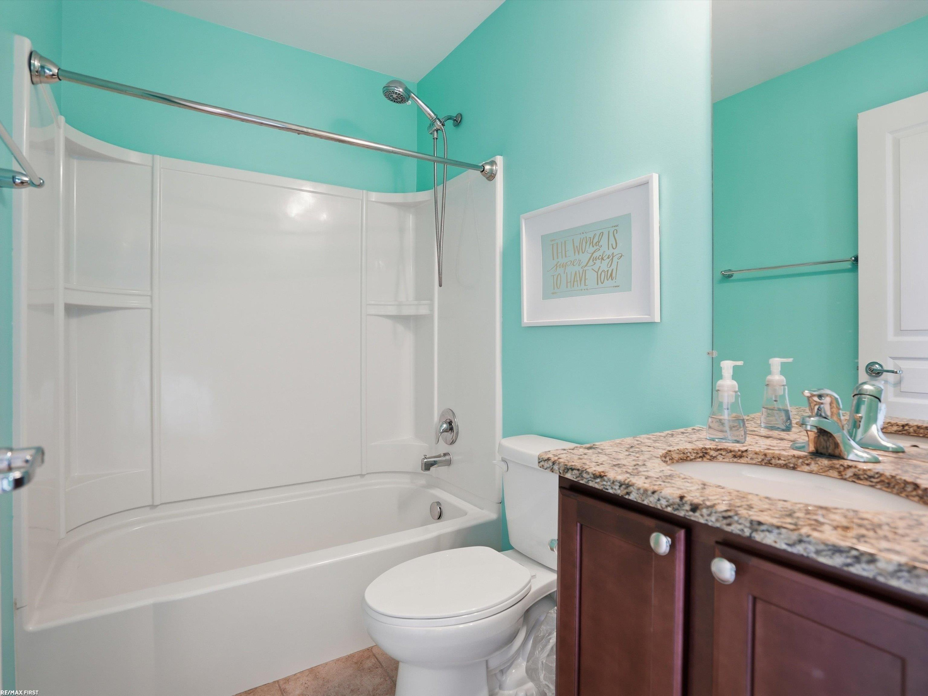 49090 Camarosa Lane, Macomb, MI 48044 — Photo 33