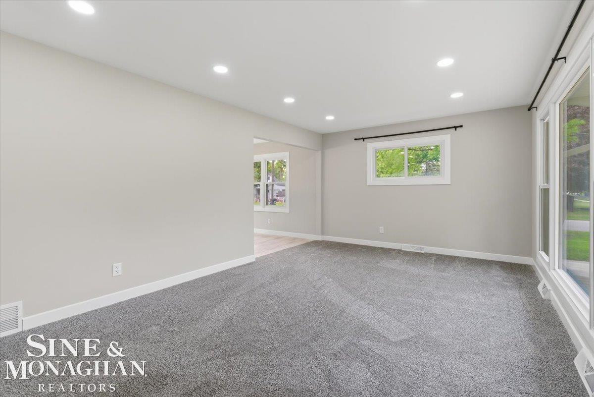 1706 New Jersey Avenue, Marysville, MI 48040 — Photo 3
