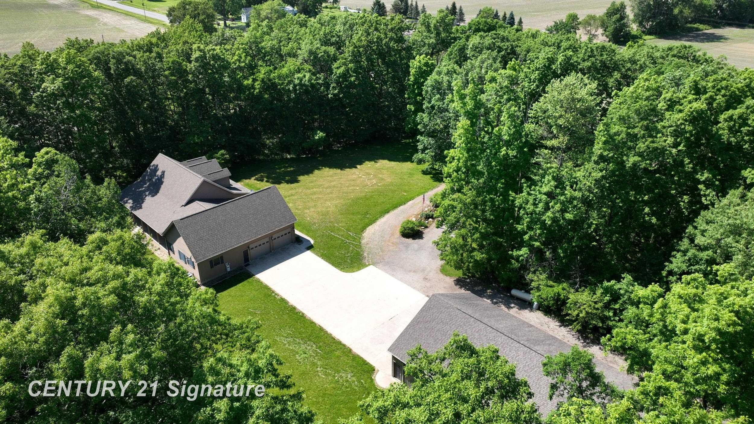 7147 Gary Road, Chesaning, MI 48616 — Photo 7