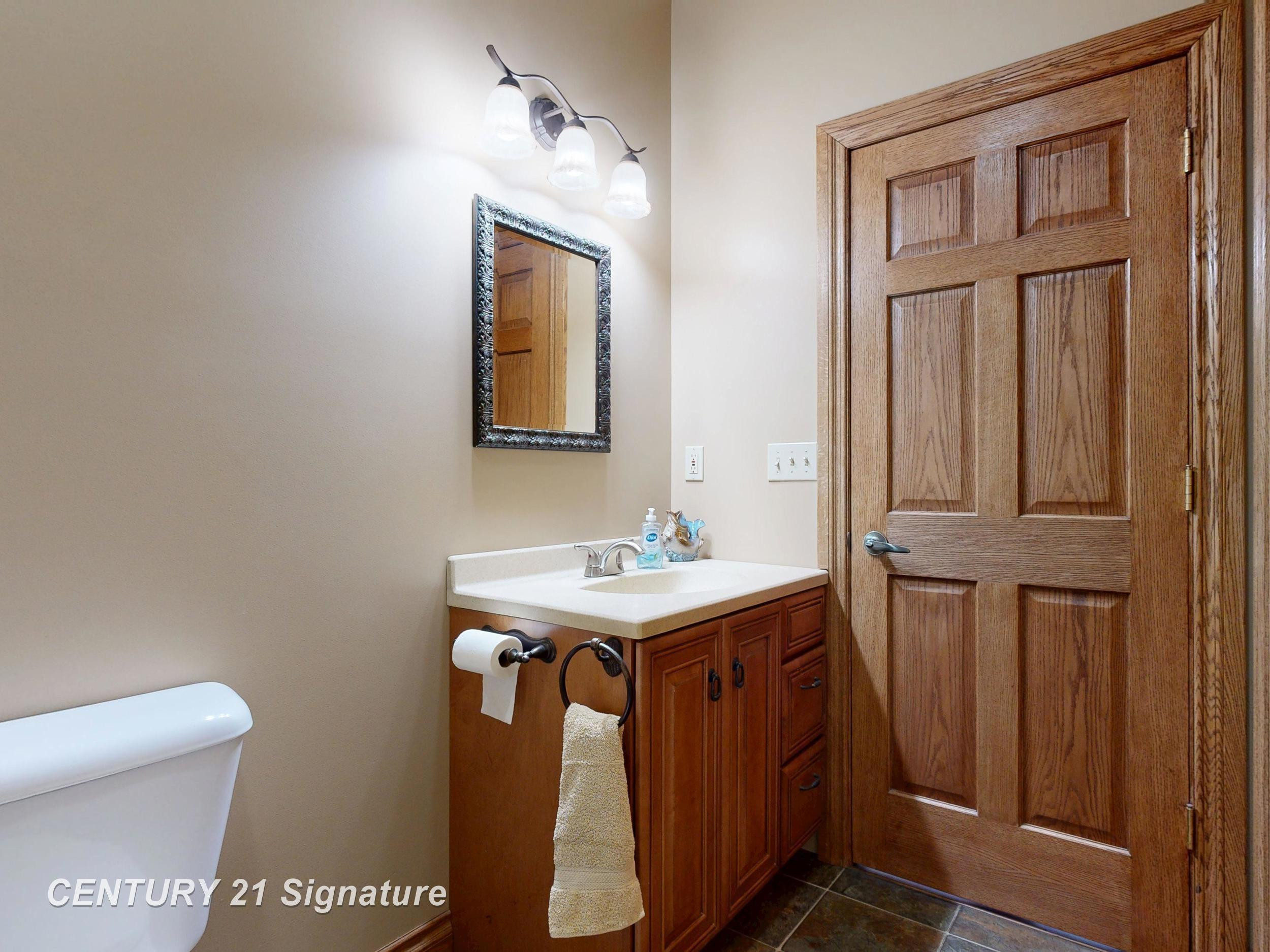 7147 Gary Road, Chesaning, MI 48616 — Photo 33