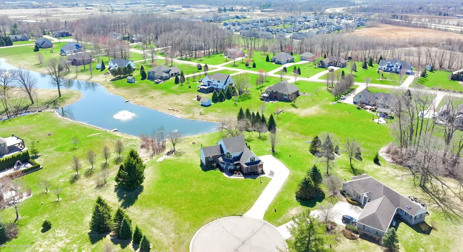 72608 Oxal Point, MI 48065 — Photo 2