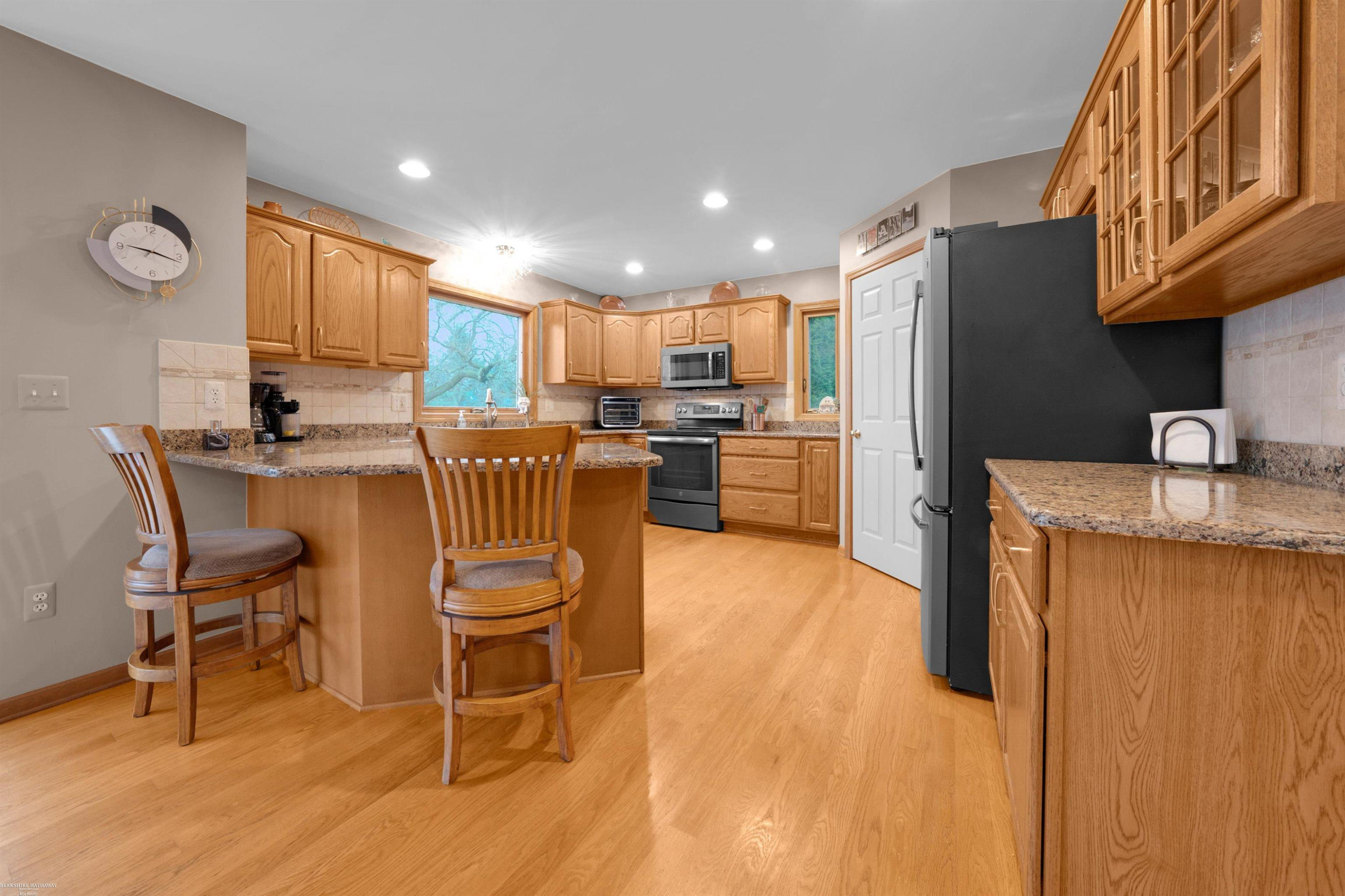 72608 Oxal Point, MI 48065 — Photo 23