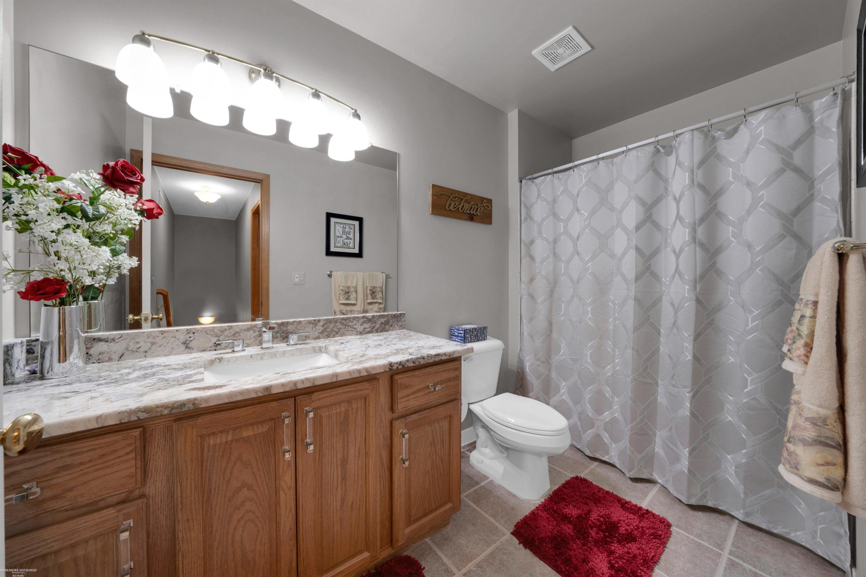 72608 Oxal Point, MI 48065 — Photo 39