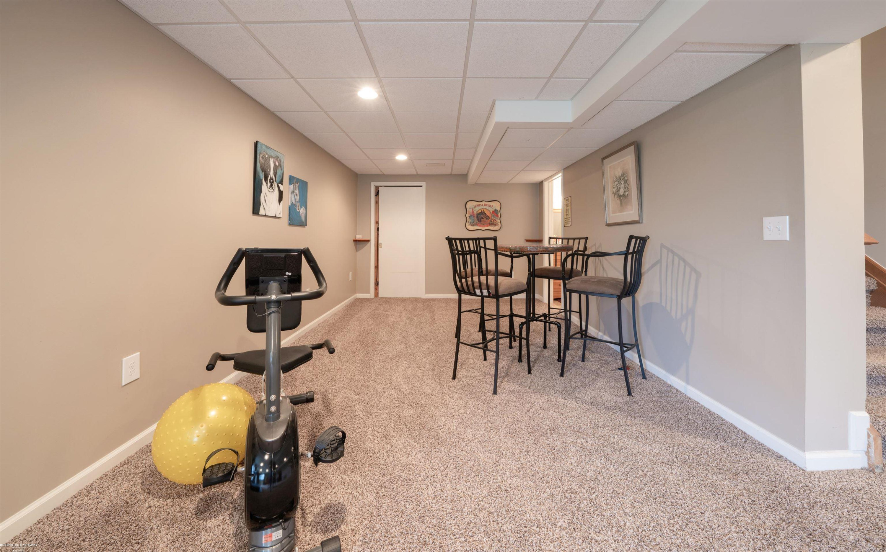 72608 Oxal Point, MI 48065 — Photo 43