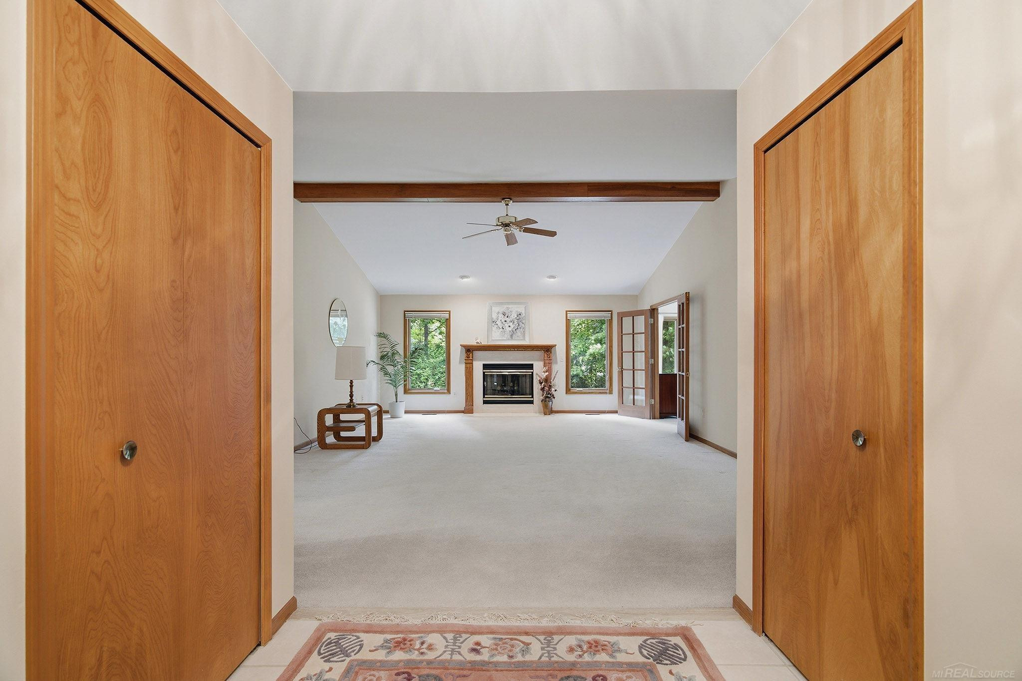6704 Redford Circle, Troy, MI 48085 — Photo 7