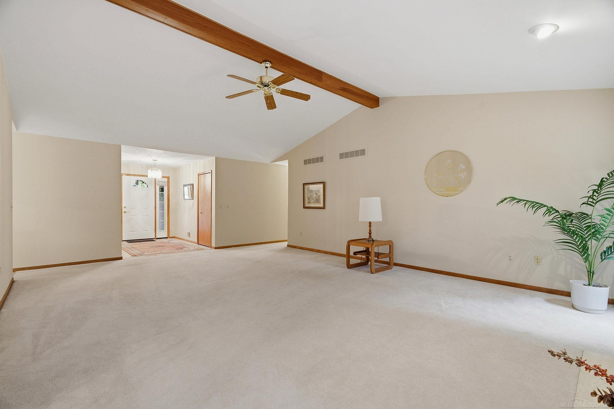 6704 Redford Circle, Troy, MI 48085 — Photo 8