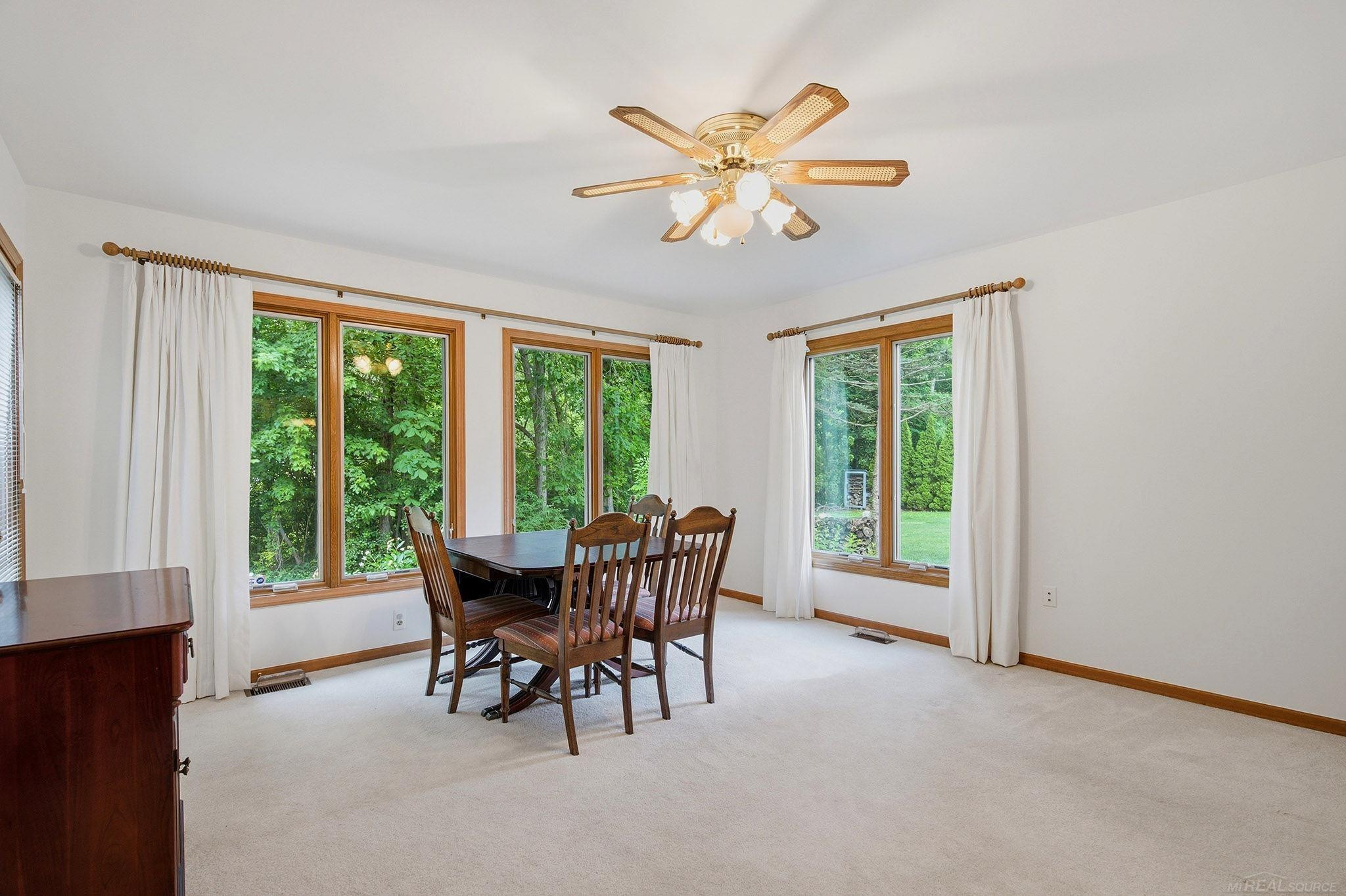 6704 Redford Circle, Troy, MI 48085 — Photo 14