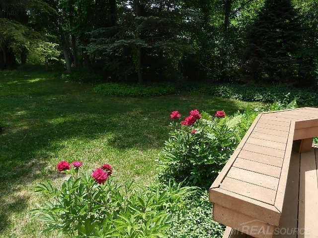 6704 Redford Circle, Troy, MI 48085 — Photo 56