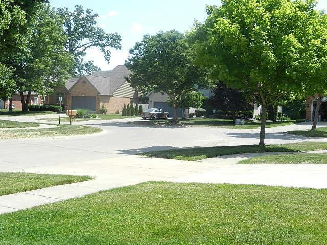 6704 Redford Circle, Troy, MI 48085 — Photo 66