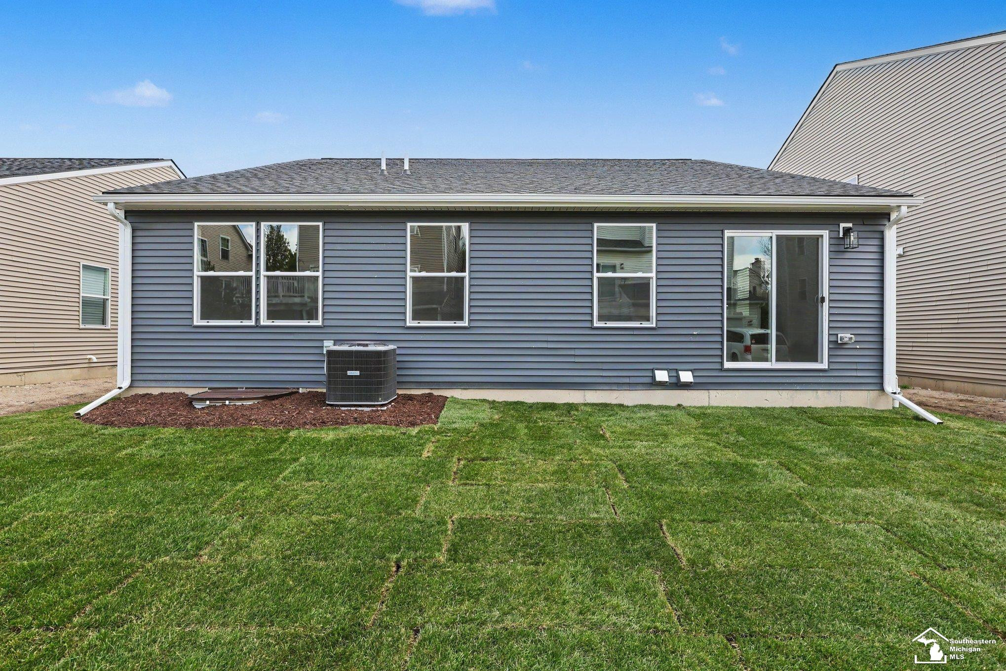 775 Reagan Lane, 3, Milan, MI 48160 — Photo 4