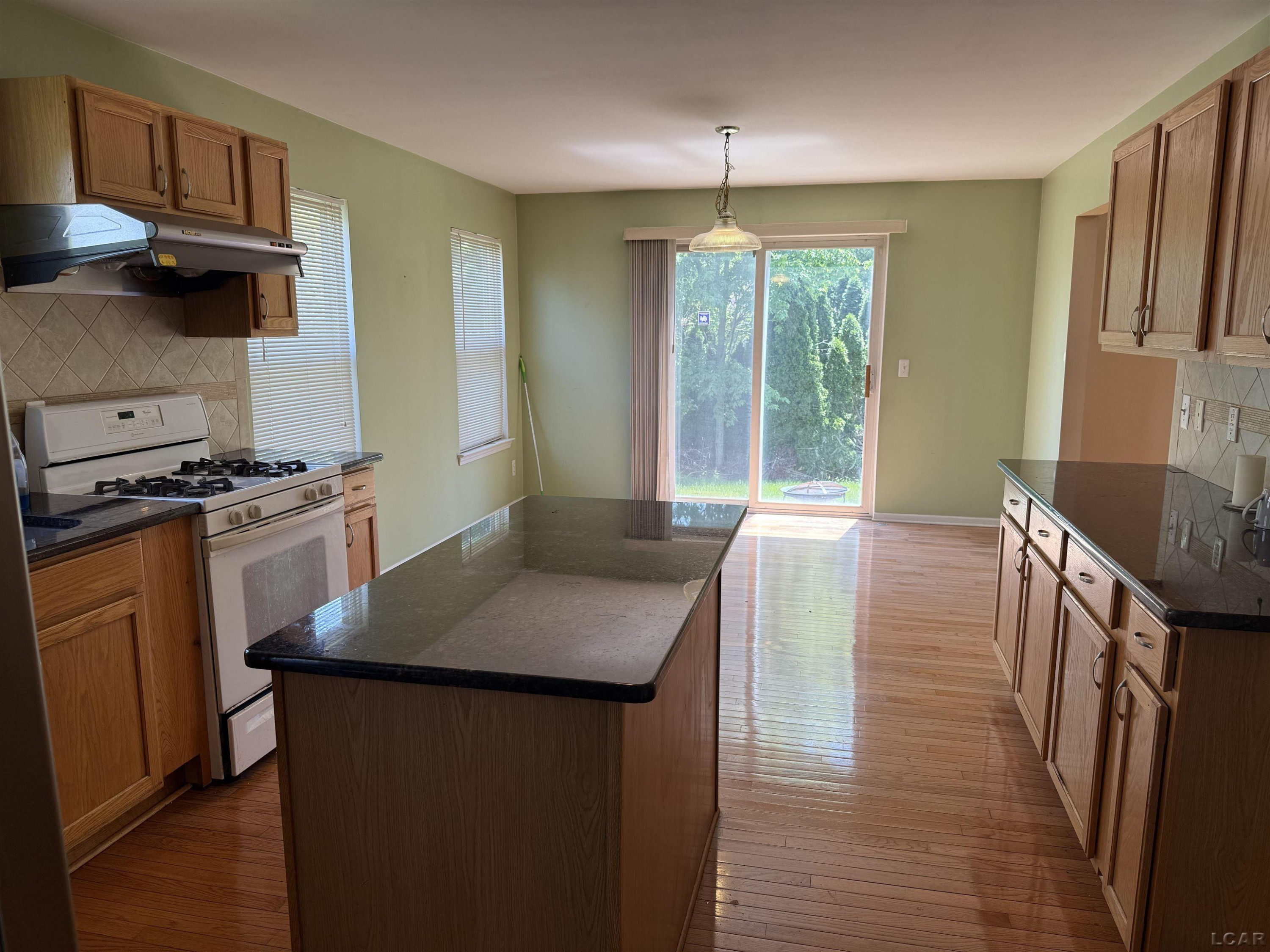4674 carter Place, Ypsilanti, MI 48197 — Photo 8