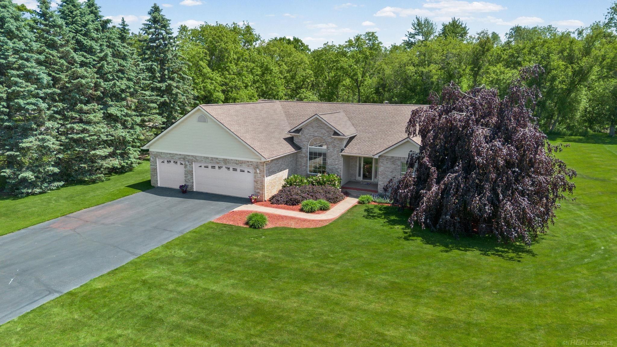 5800 Jeanne Marie Drive, White Lake, MI 48383 — Photo 3
