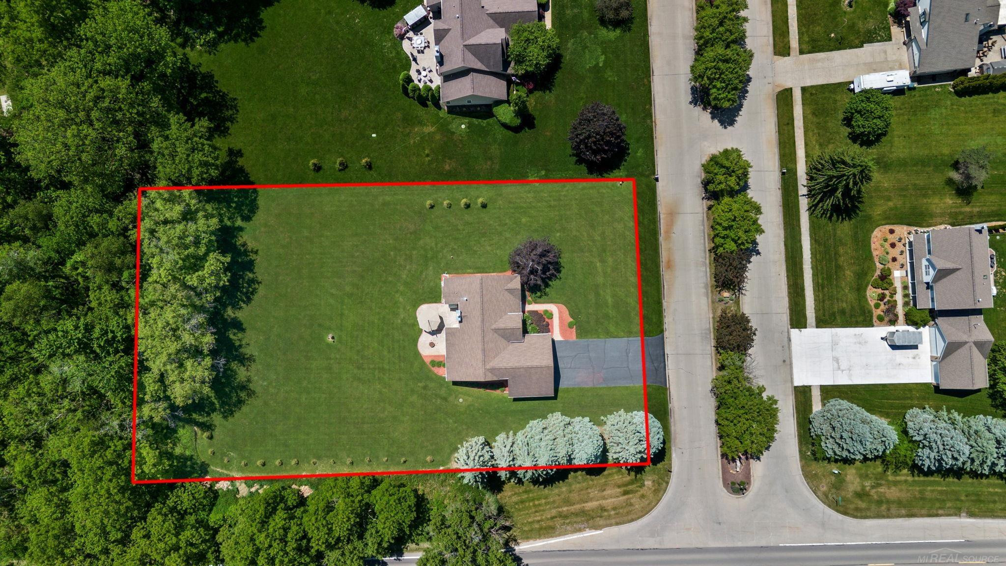 5800 Jeanne Marie Drive, White Lake, MI 48383 — Photo 9