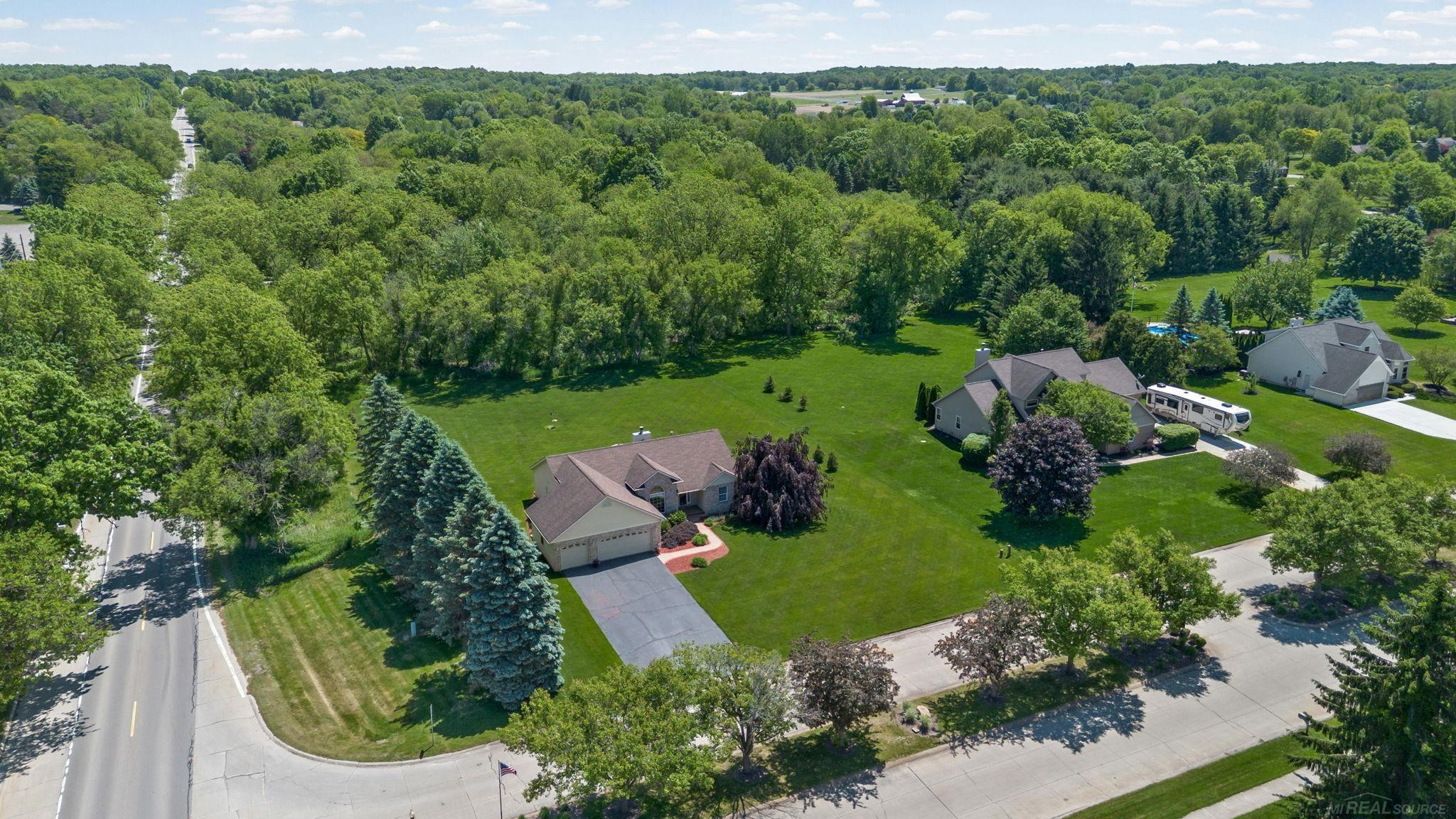 5800 Jeanne Marie Drive, White Lake, MI 48383 — Photo 12