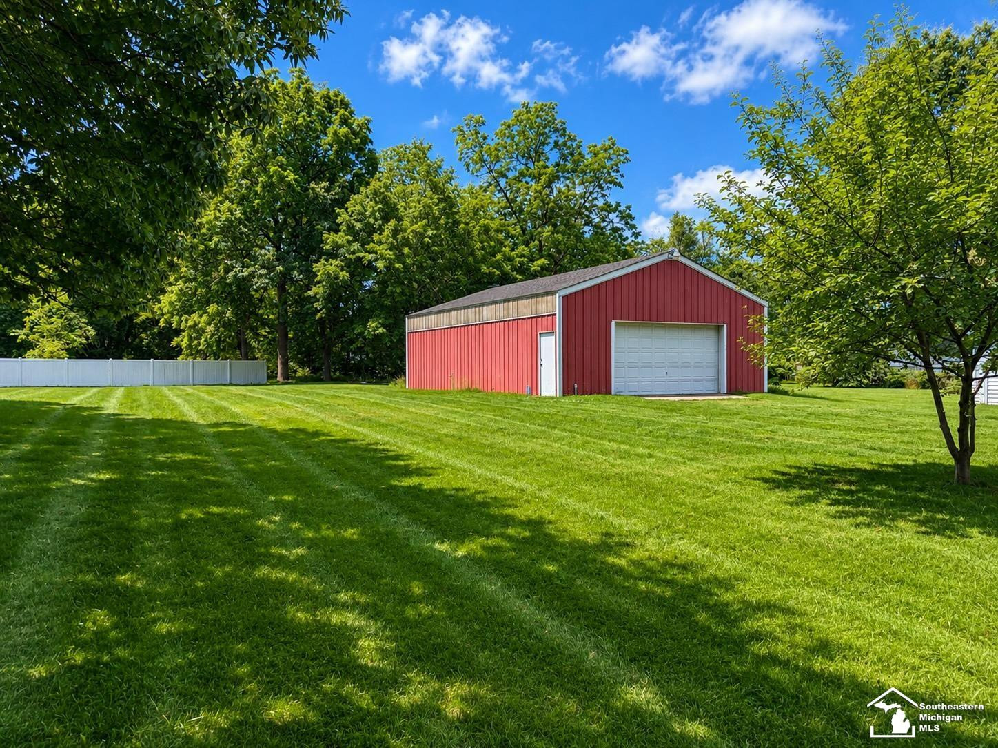 1090 Cole Road, Monroe, MI 48162 — Photo 2