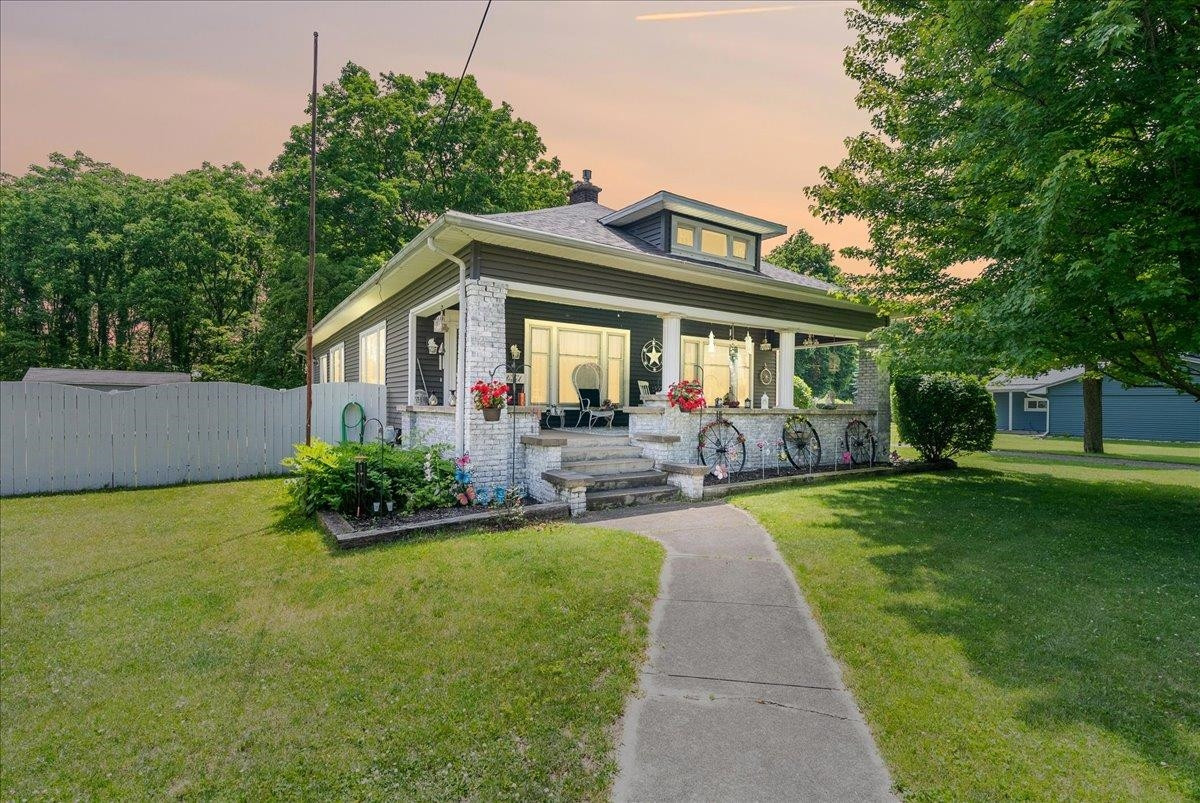 100 N East Street, Ovid, MI 48866