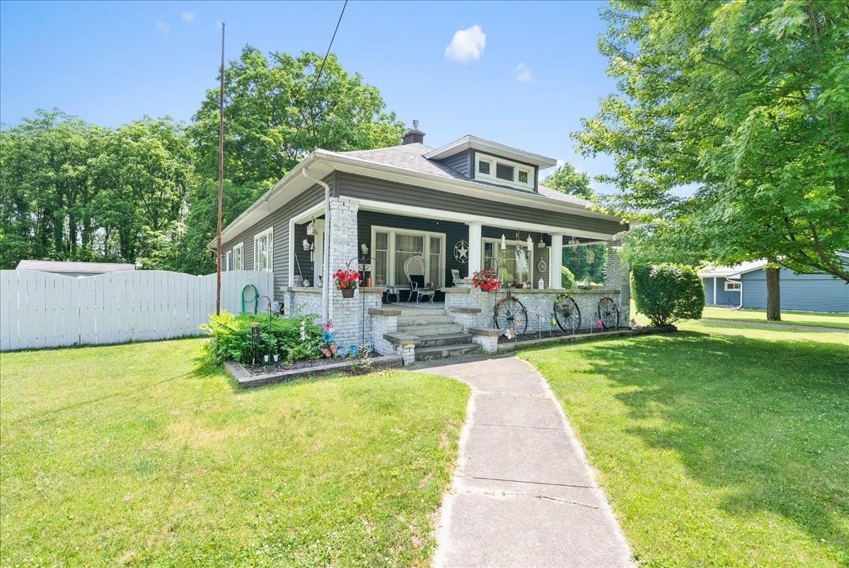 100 N East Street, Ovid, MI 48866 — Photo 2