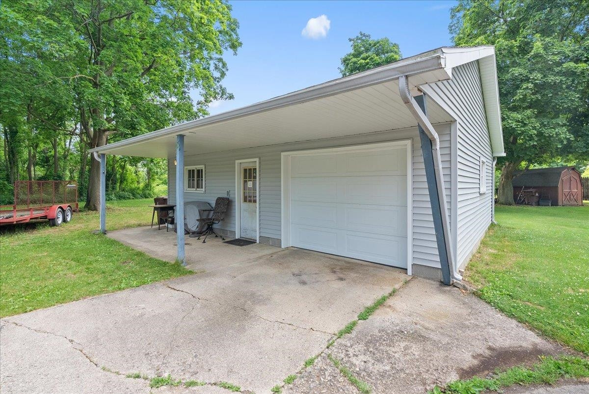 100 N East Street, Ovid, MI 48866 — Photo 6