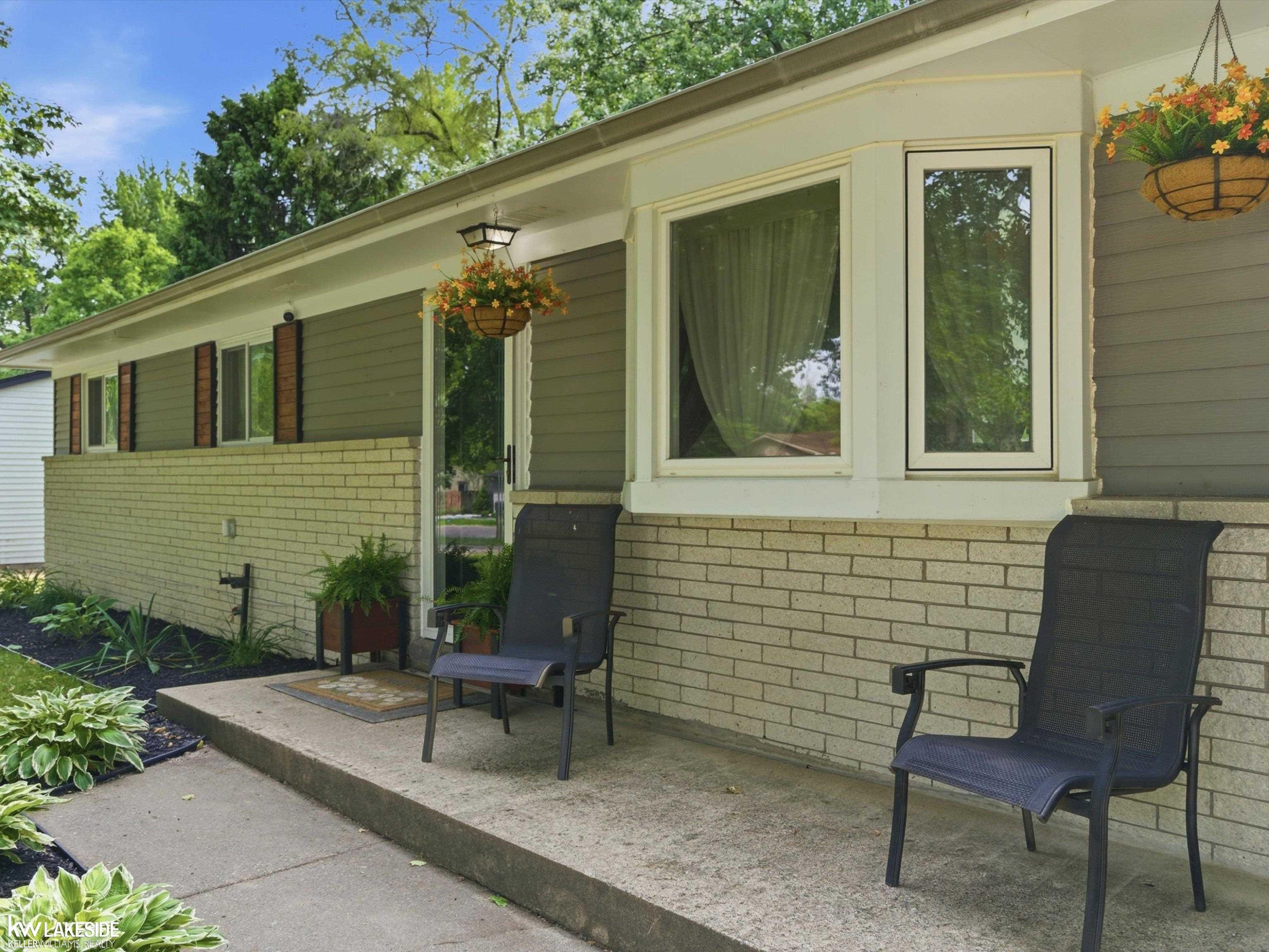 45709 Wakefield Street, Utica, MI 48317 — Photo 2