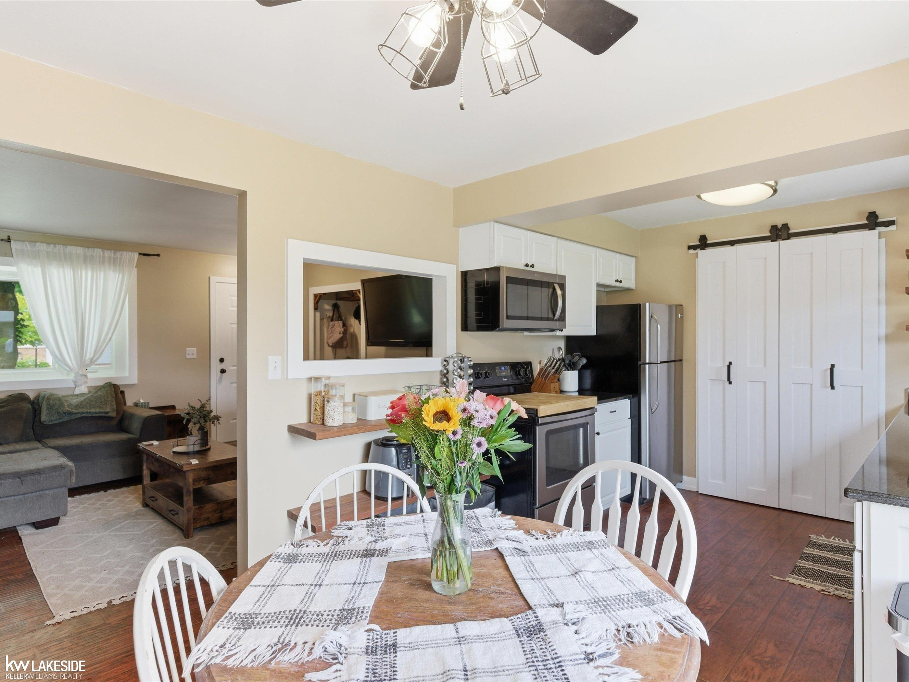 45709 Wakefield Street, Utica, MI 48317 — Photo 6