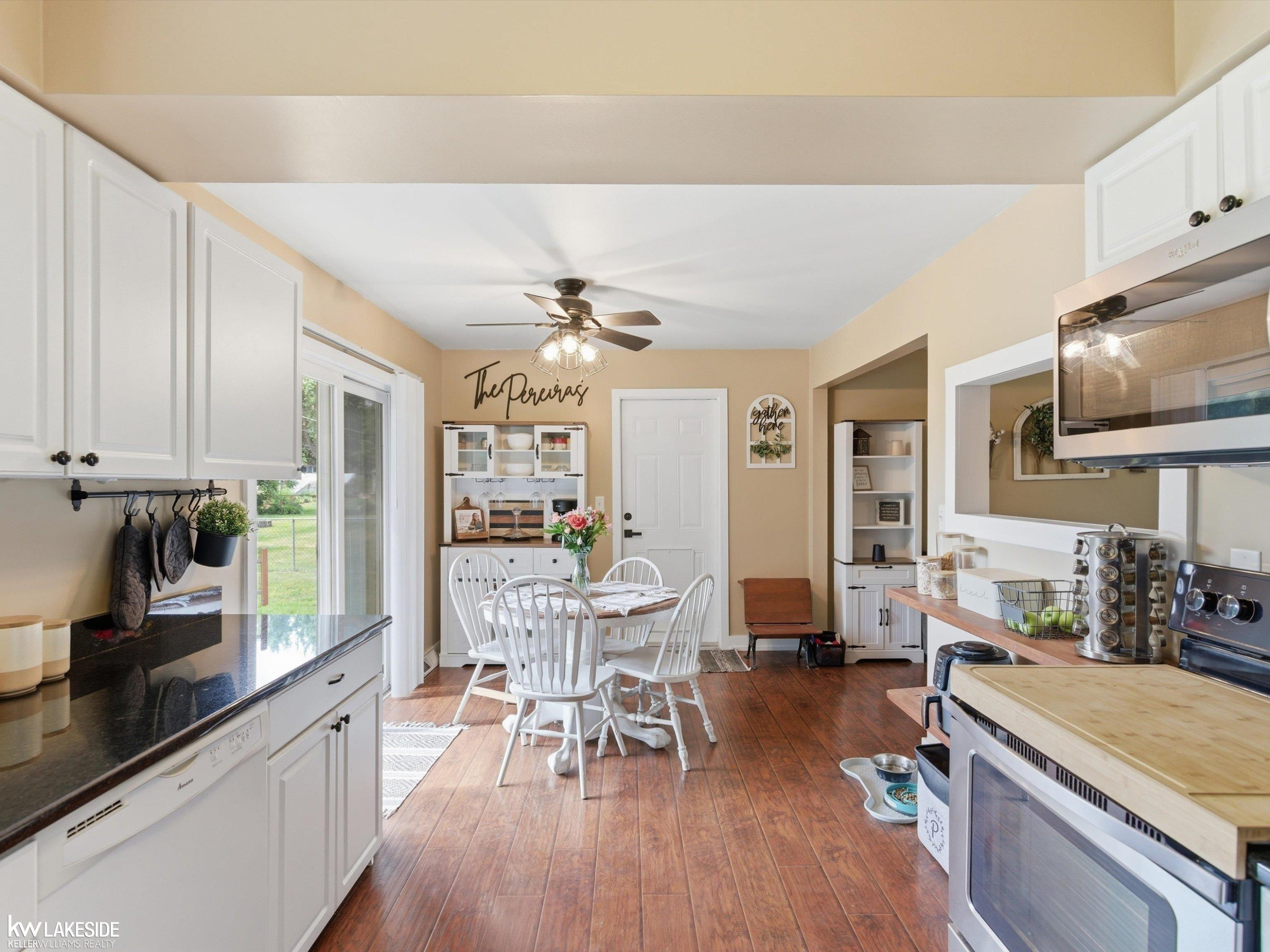45709 Wakefield Street, Utica, MI 48317 — Photo 12
