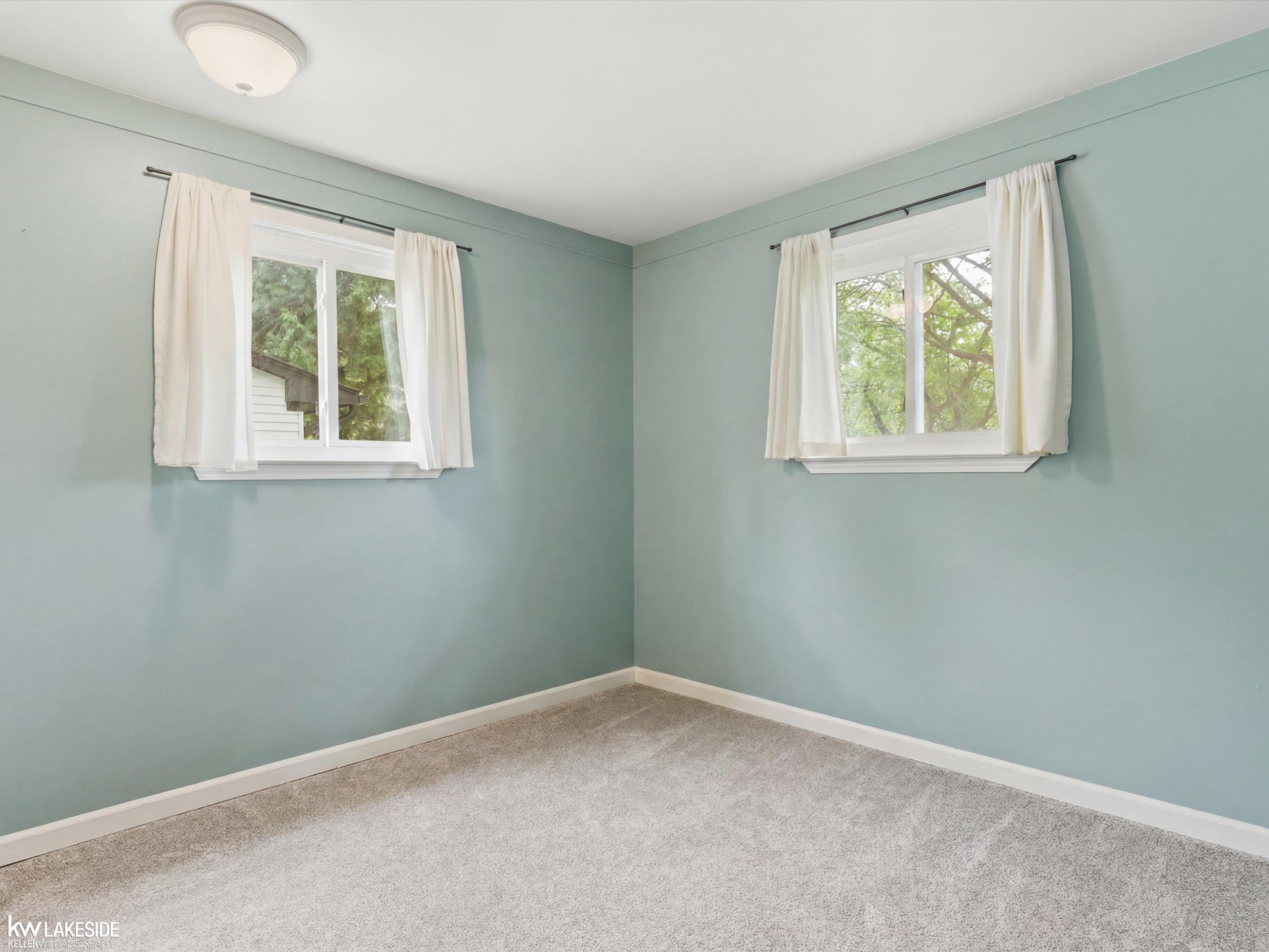 45709 Wakefield Street, Utica, MI 48317 — Photo 14
