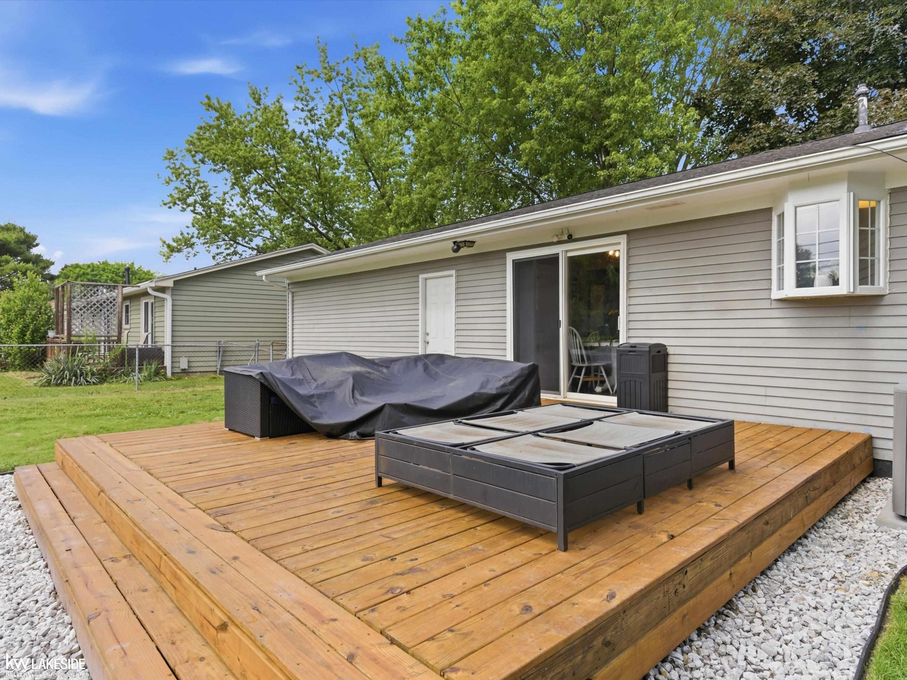 45709 Wakefield Street, Utica, MI 48317 — Photo 20