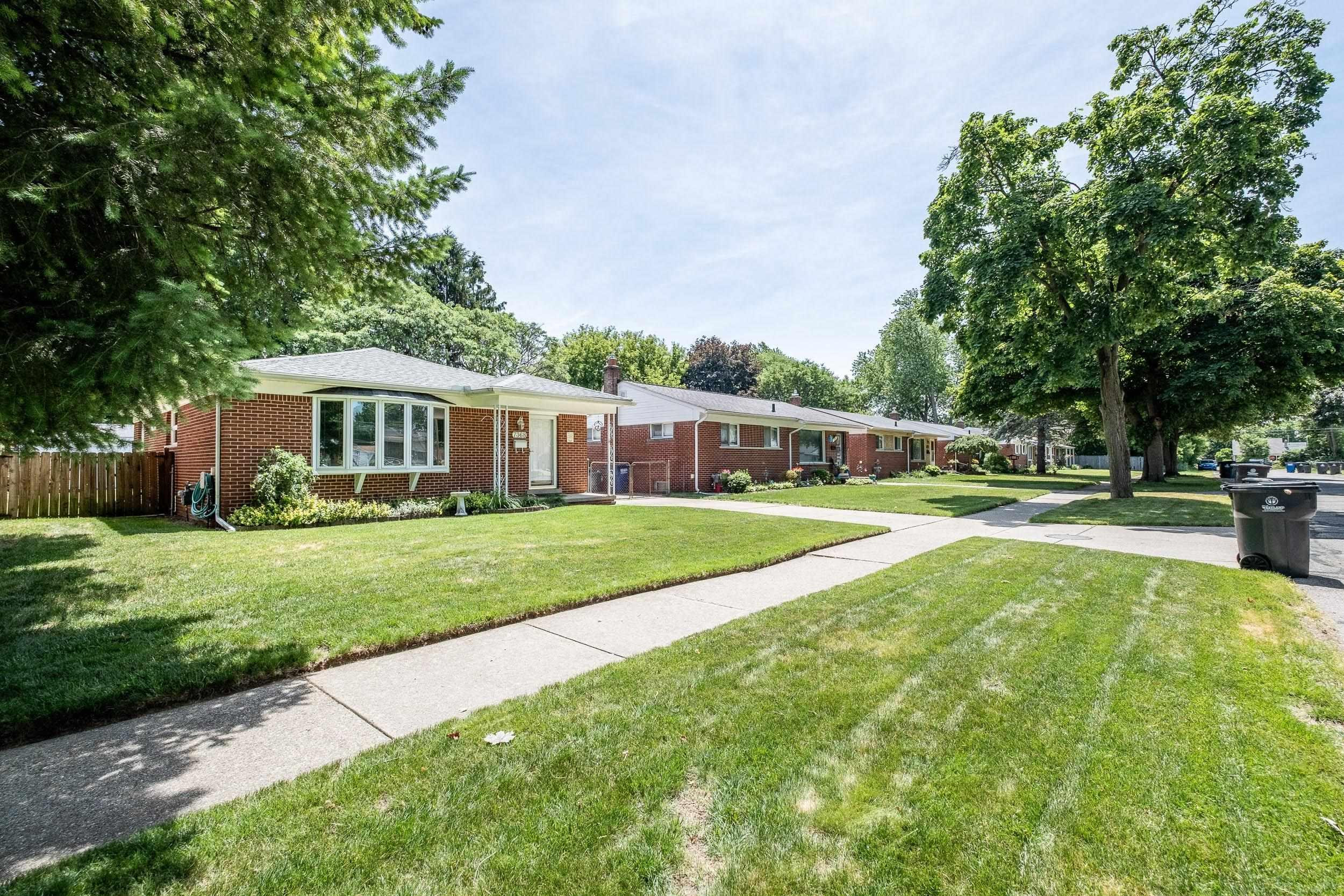 7368 Kubis Street, Westland, MI — Photo 2