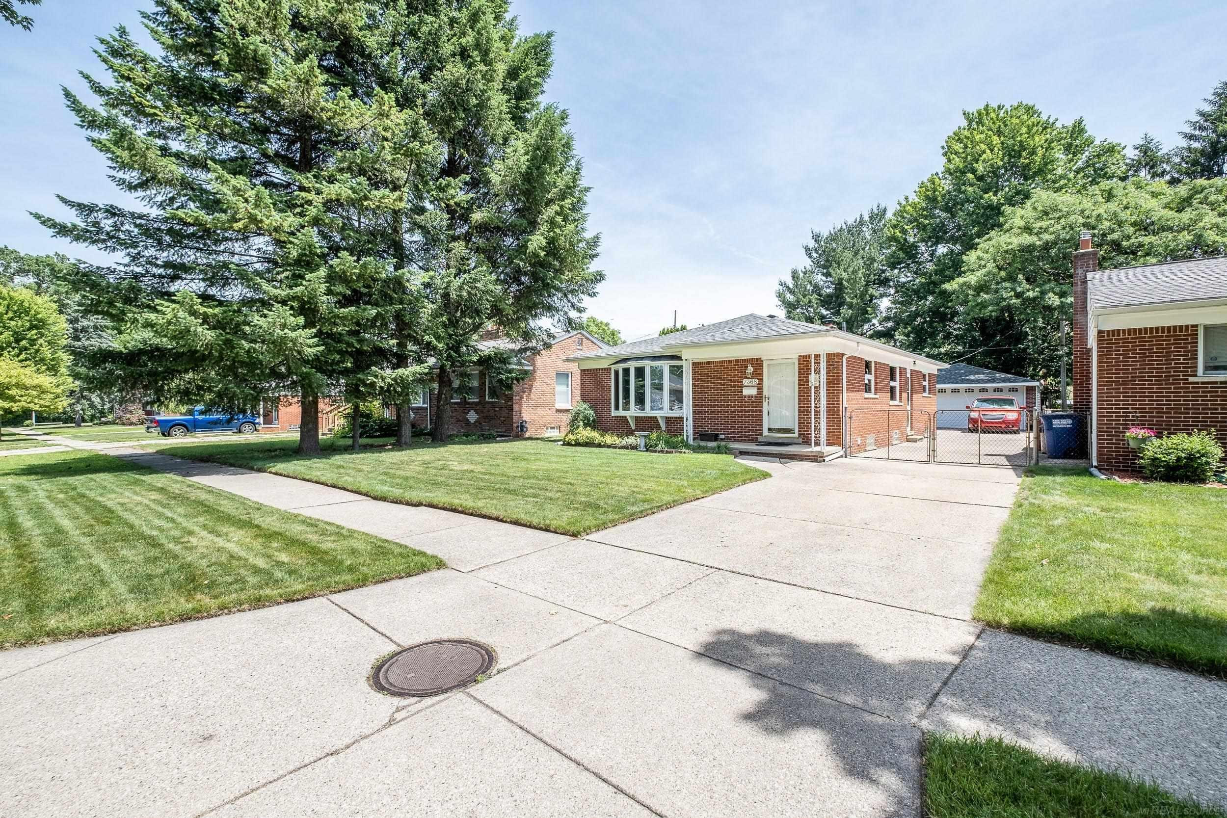 7368 Kubis Street, Westland, MI — Photo 3