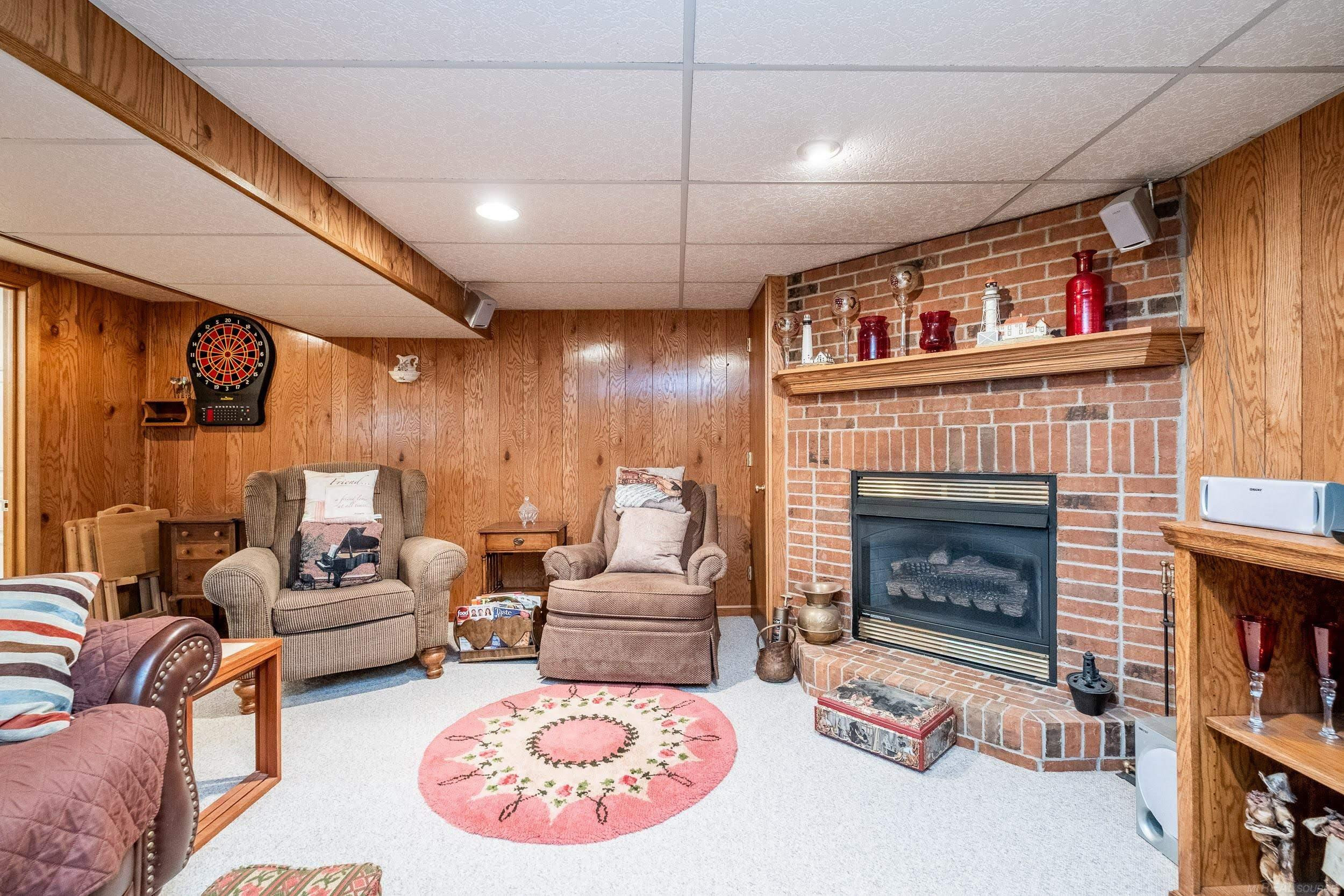 7368 Kubis Street, Westland, MI — Photo 16