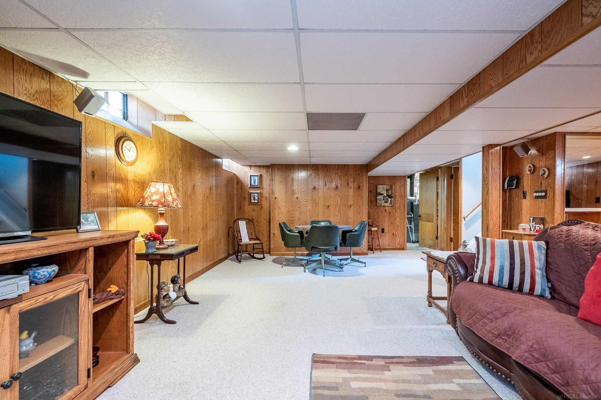 7368 Kubis Street, Westland, MI — Photo 18