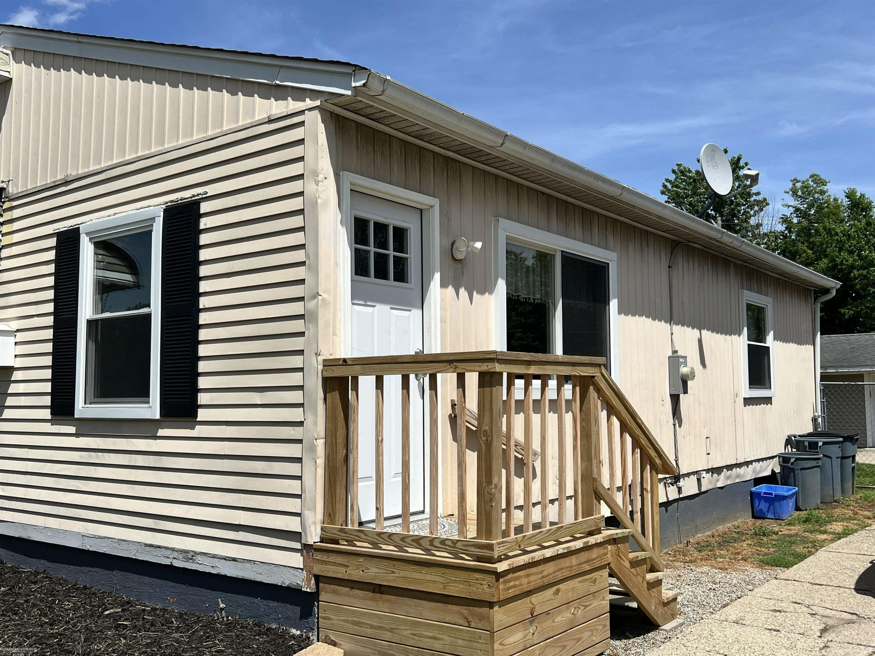 97 Beyne Street, Mount Clemens, MI 48043 — Photo 13