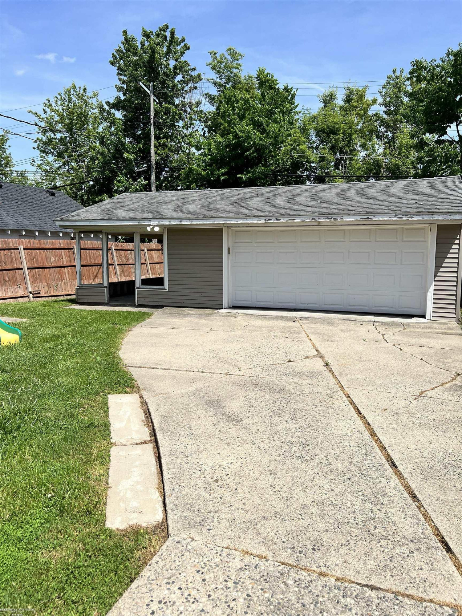 97 Beyne Street, Mount Clemens, MI 48043 — Photo 14