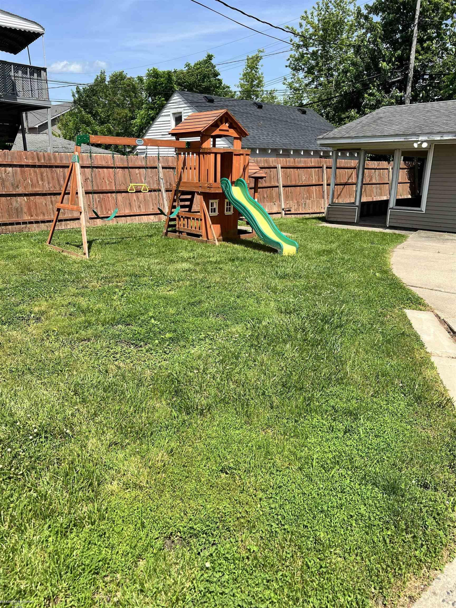 97 Beyne Street, Mount Clemens, MI 48043 — Photo 15
